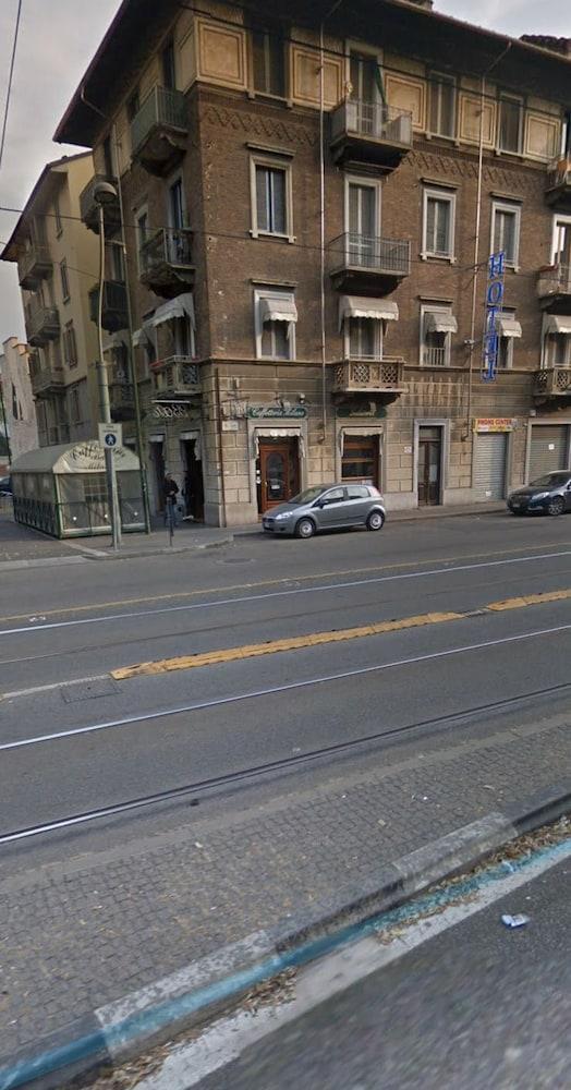 Don Chisciotte Hotell Turin Exteriör bild